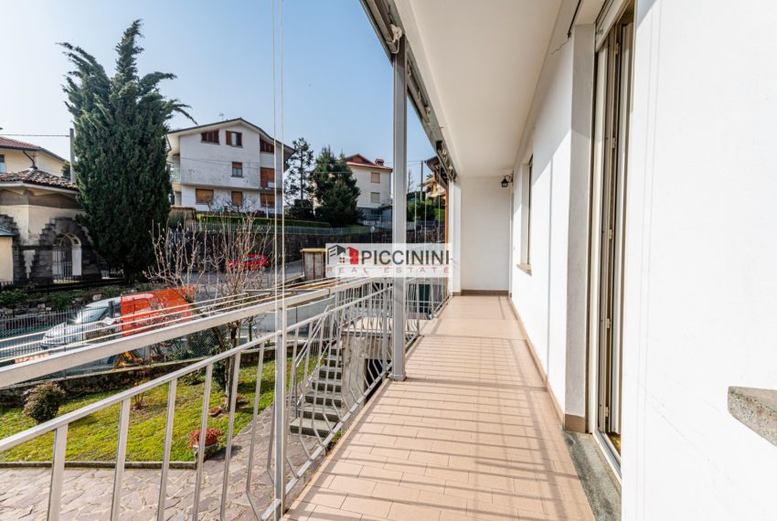 AGENZIA IMMOBILIARE BERGAMO TERRAZZO INGRESSO